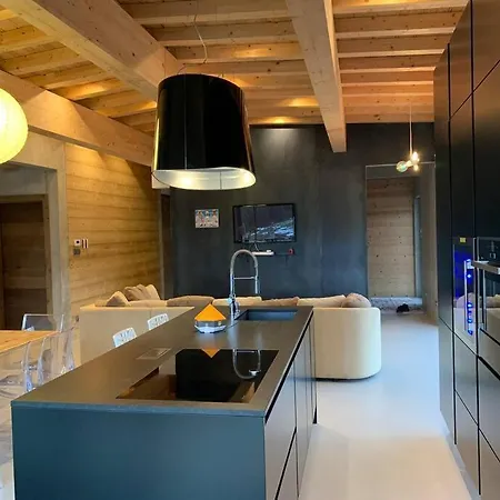 Holiday home Jura, L'ecrin A Pied Entre Village Et Pistes *